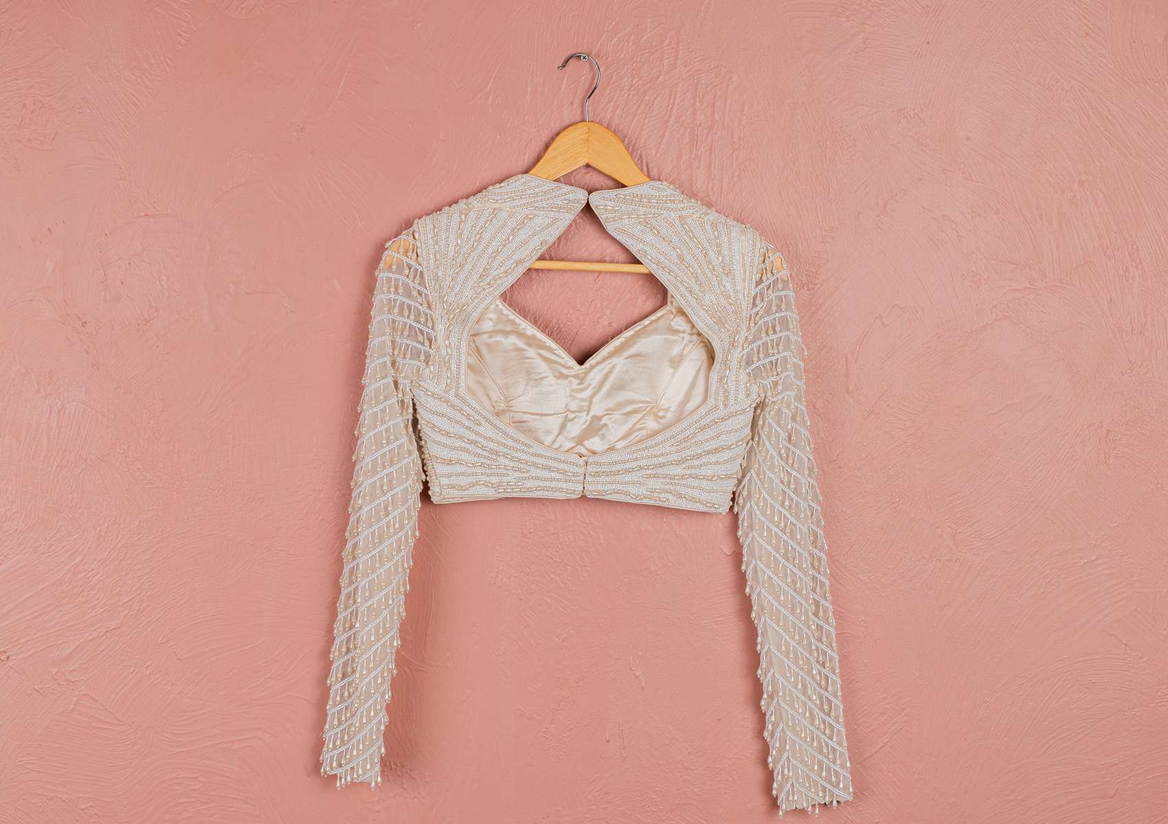 OFFWHITE PEARL STITCHED SAREE