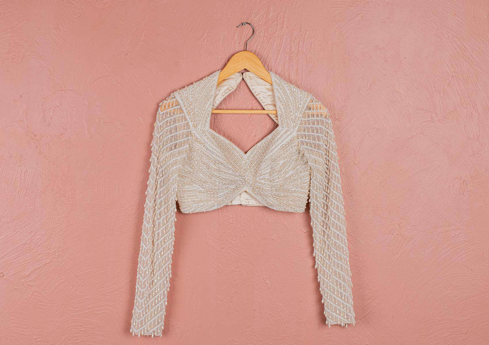 OFFWHITE PEARL STITCHED SAREE