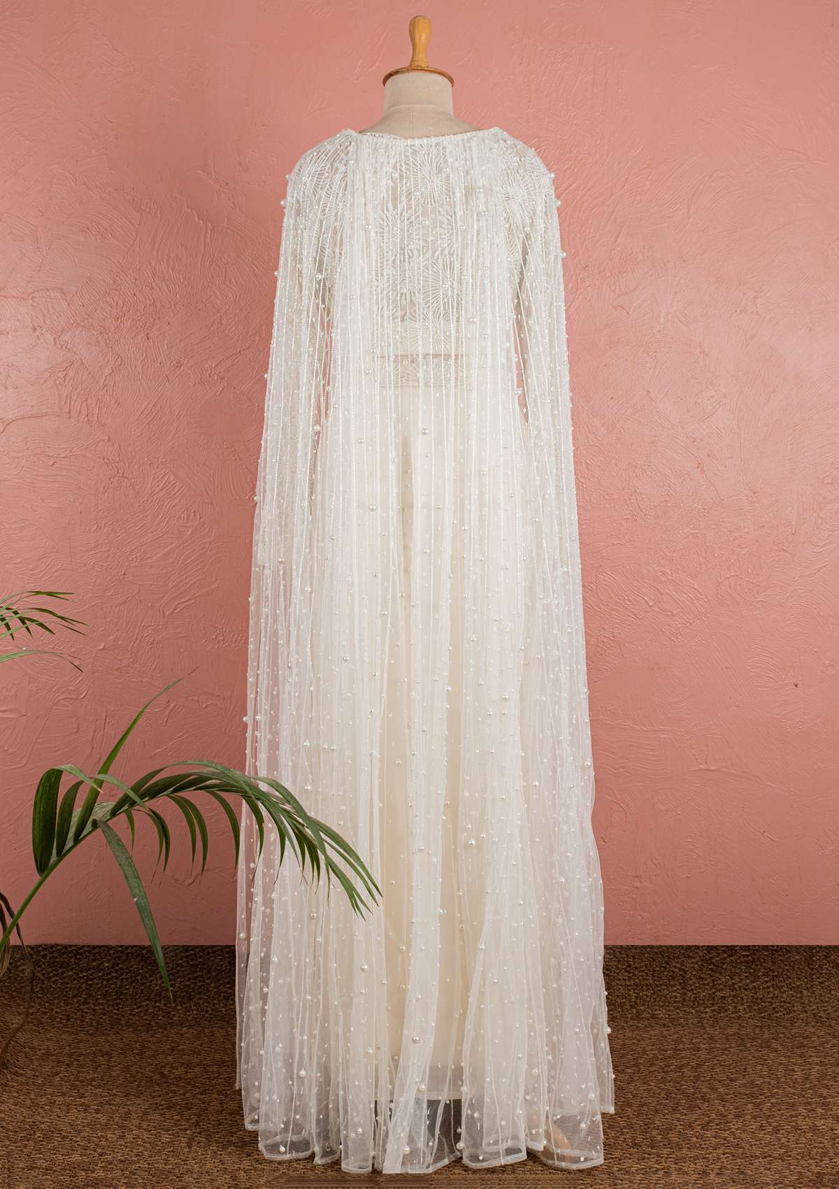 OYSTER BLOOM CAPE SKIRT SET