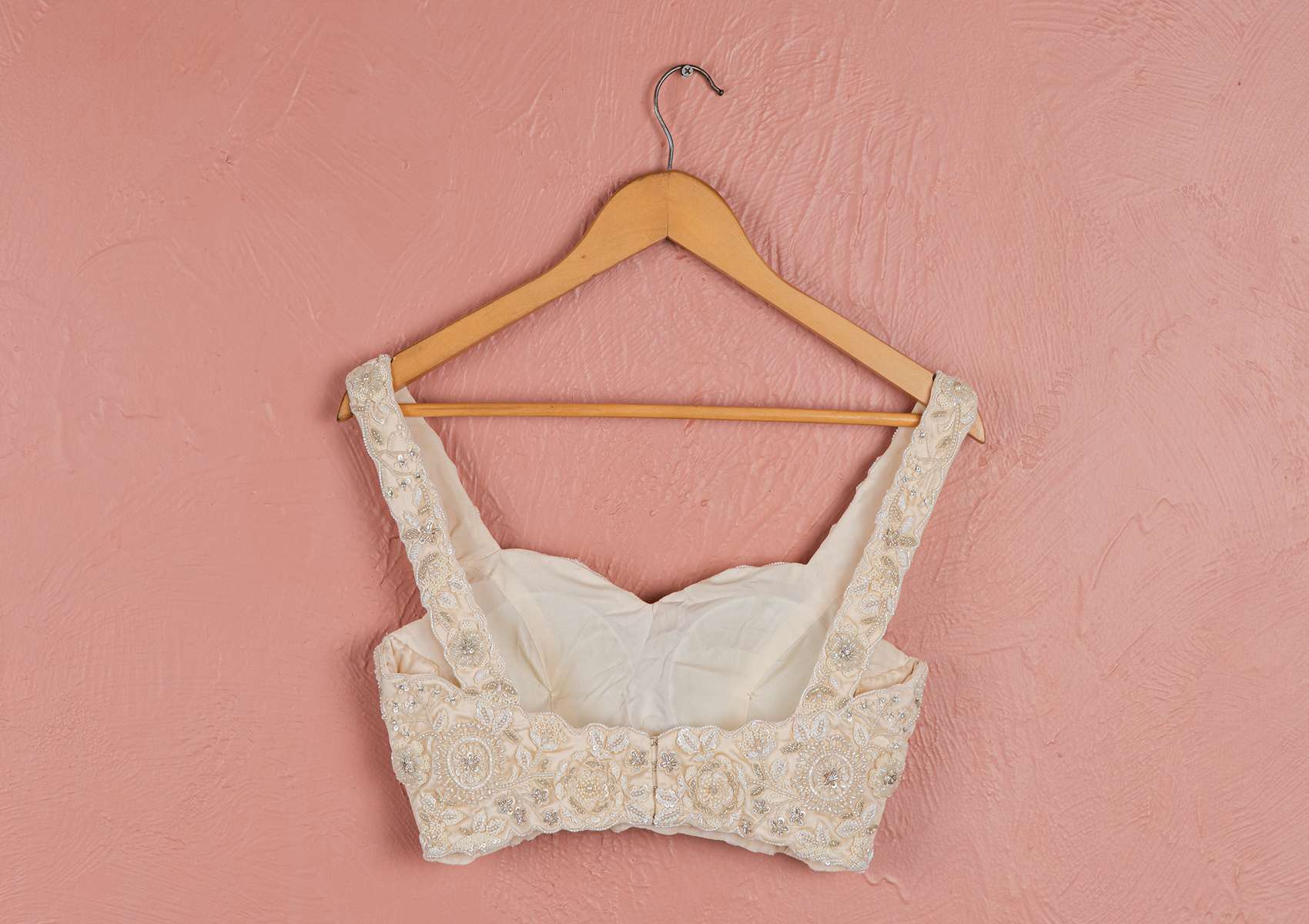 FROSTED PEARL EMROIDERED BLOUSE & DUPATTA WITH ORGANZA LEHENGA SET