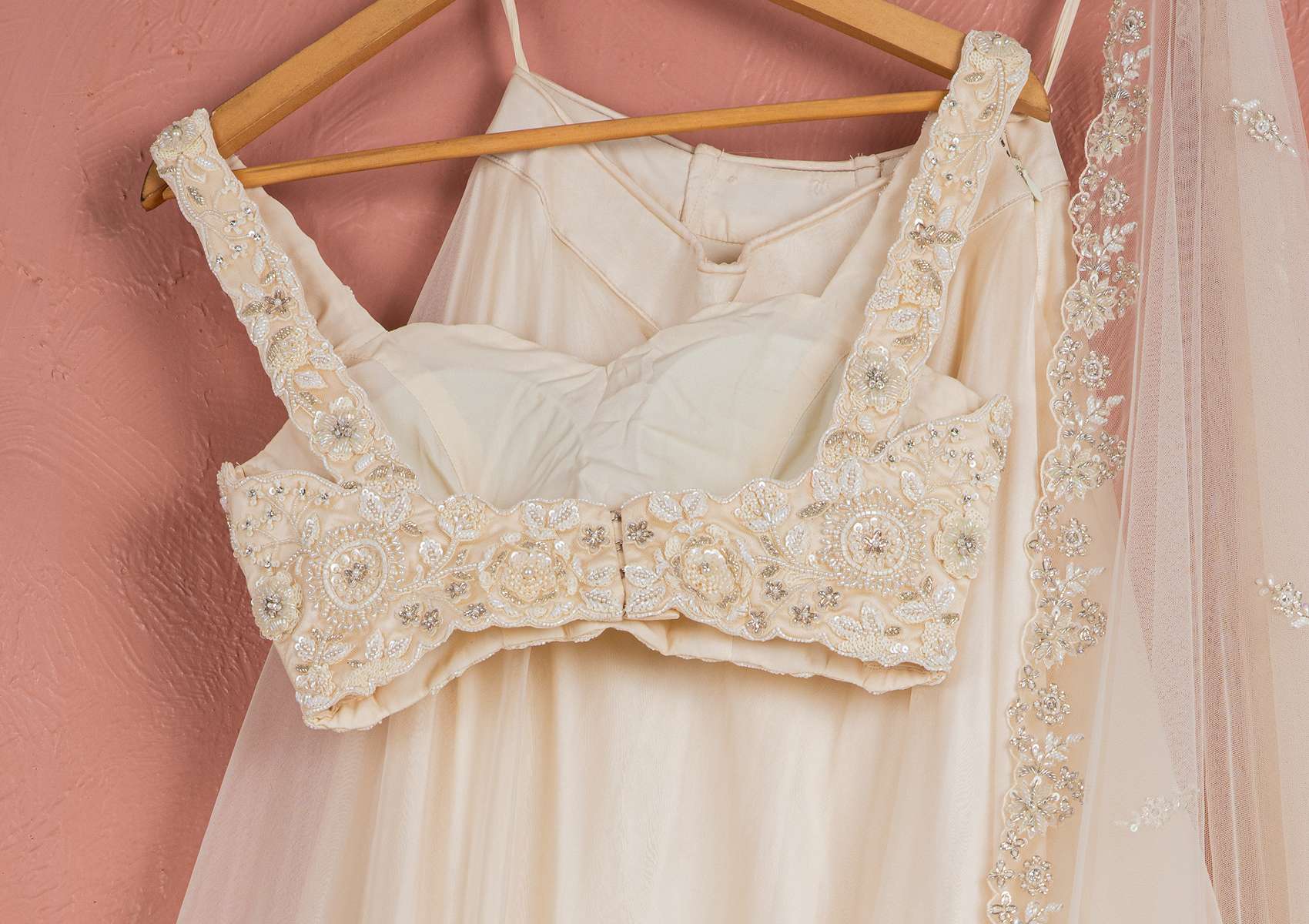 FROSTED PEARL EMROIDERED BLOUSE & DUPATTA WITH ORGANZA LEHENGA SET