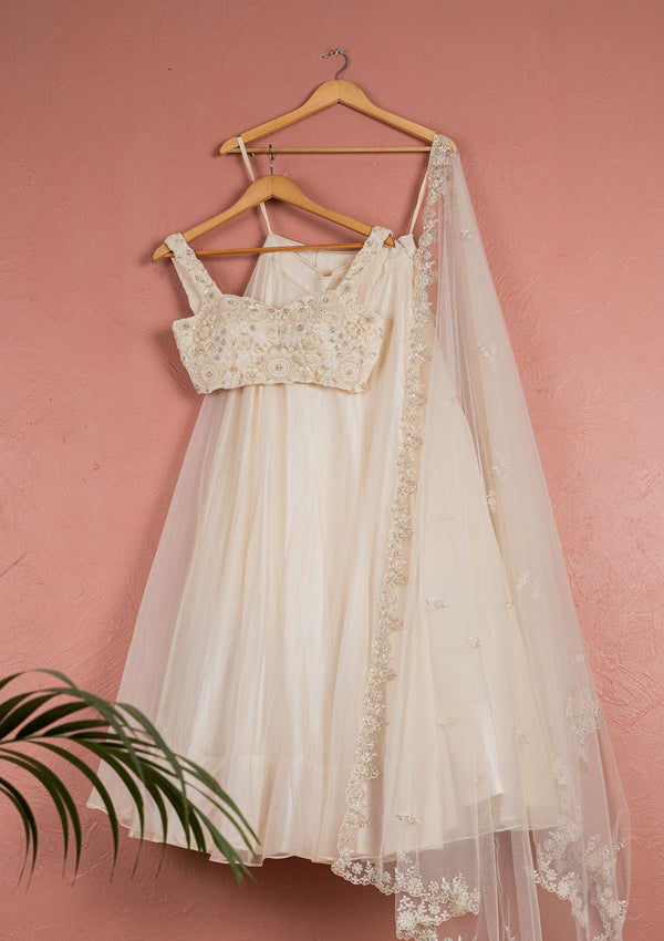 FROSTED PEARL EMROIDERED BLOUSE & DUPATTA WITH ORGANZA LEHENGA SET